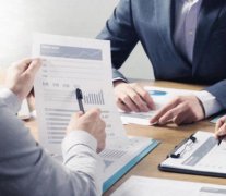 怎么找同聲傳譯服務的公司？翻譯公司報價多少？